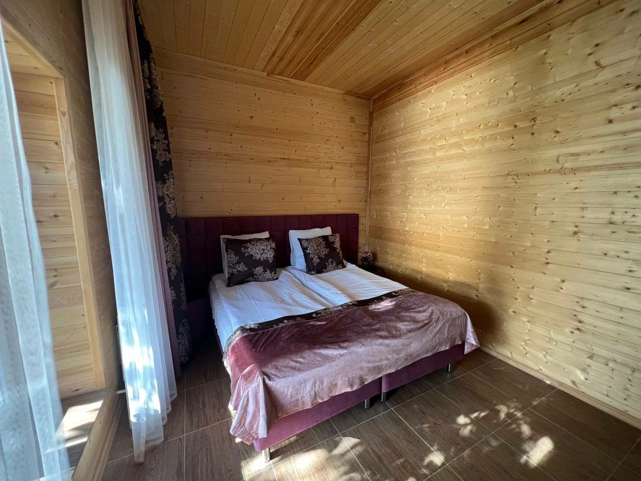 Двенадцатиместный (Просторный двухэтажный дом VIP), Отель Чегет Home