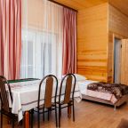 Двенадцатиместный (Просторный двухэтажный дом VIP), Отель Чегет Home
