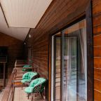 Двенадцатиместный (Просторный двухэтажный дом VIP), Отель Чегет Home