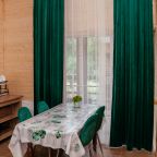Пятиместный (Просторный номер в домике с балконом), Отель Чегет Home