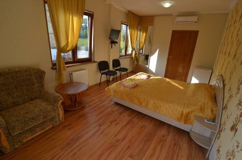 Двухместный (Стандартный двухместный номер с 1 кроватью) гостевого дома Нептун у реки, Алушта