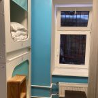 Общий 8-местный номер для мужчин и женщин