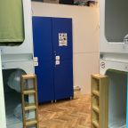 Общий 8-местный номер для мужчин и женщин