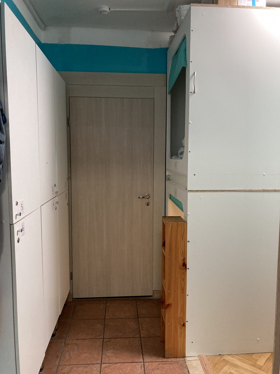 Общий 6-местный номер для мужчин и женщин