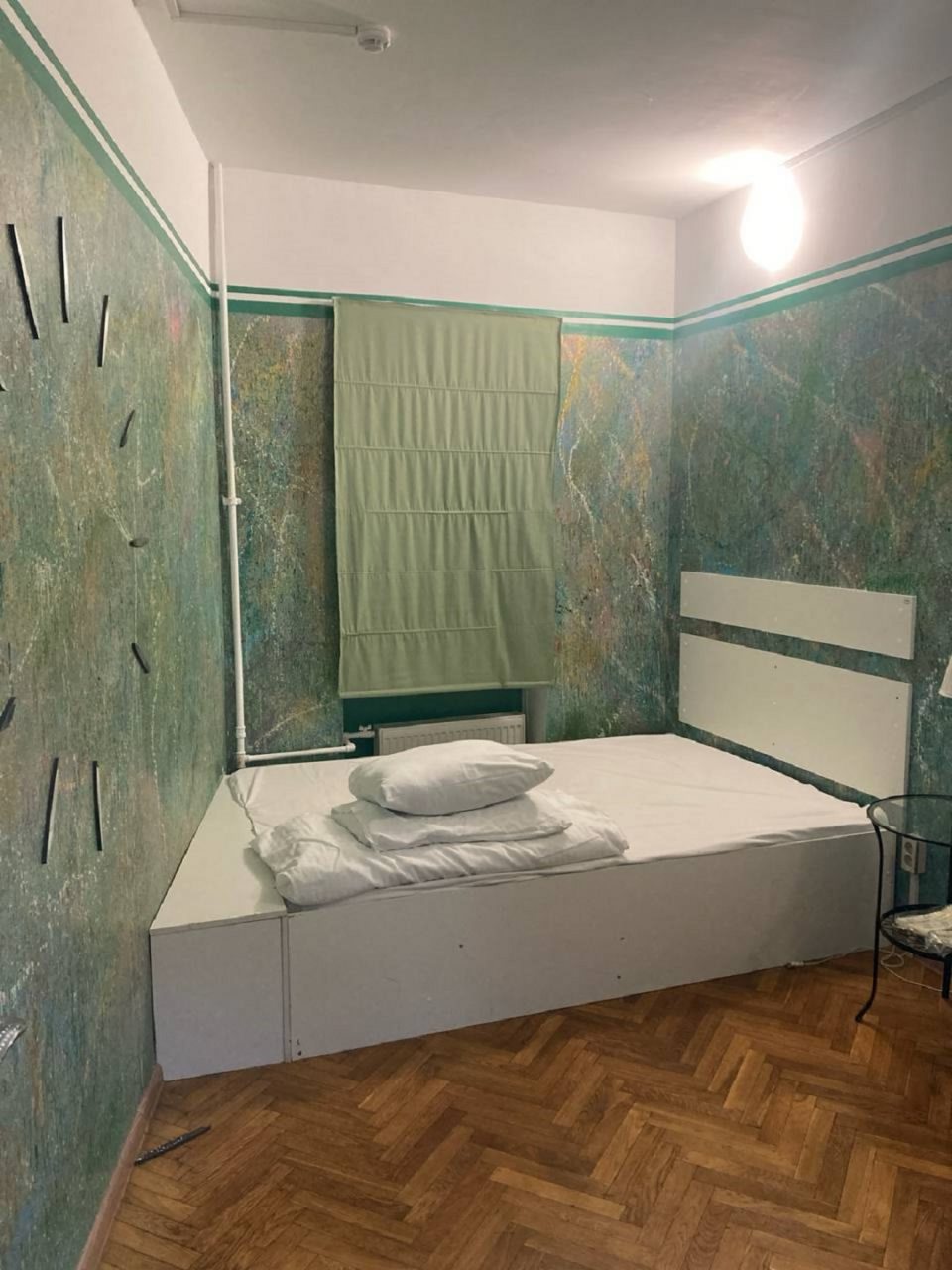 Семейный номер на троих с удобствами на этаже