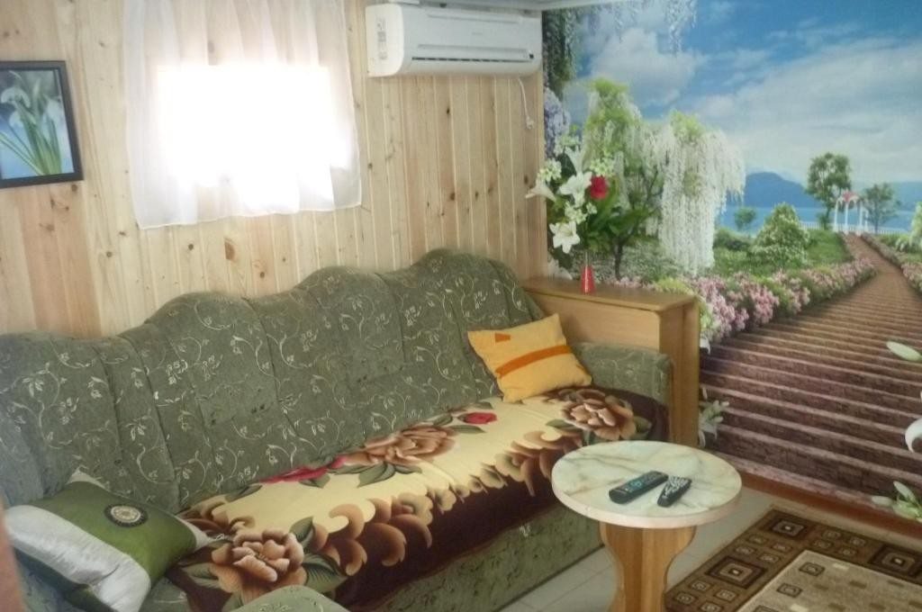 Семейный (Семейный номер) гостевого дома Guest House on Chapayeva, Ейск