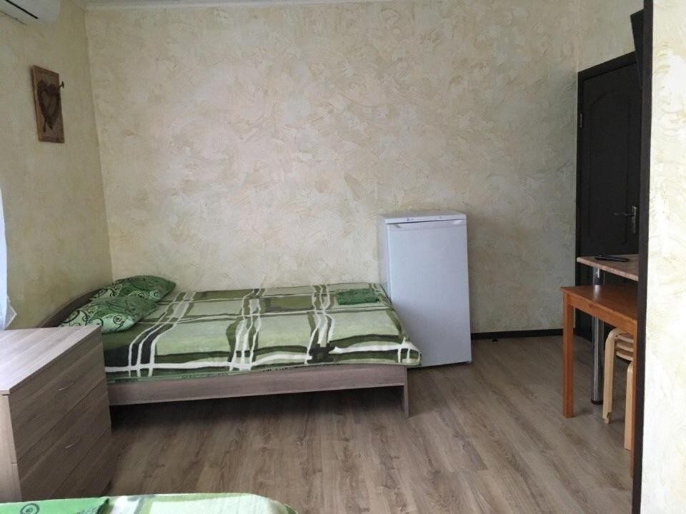 Четырехместный (Четырехместный номер с ванной комнатой) гостевого дома RosMarin Guest House, Бетта, Краснодарский край