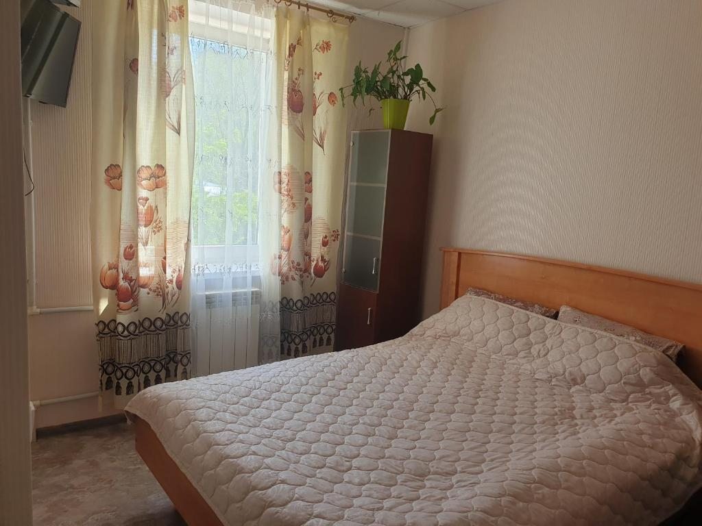 Двухместный (Стандартный двухместный номер с 1 кроватью) хостела Домашний, Волгоград