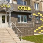 Парковка, Отель Луна