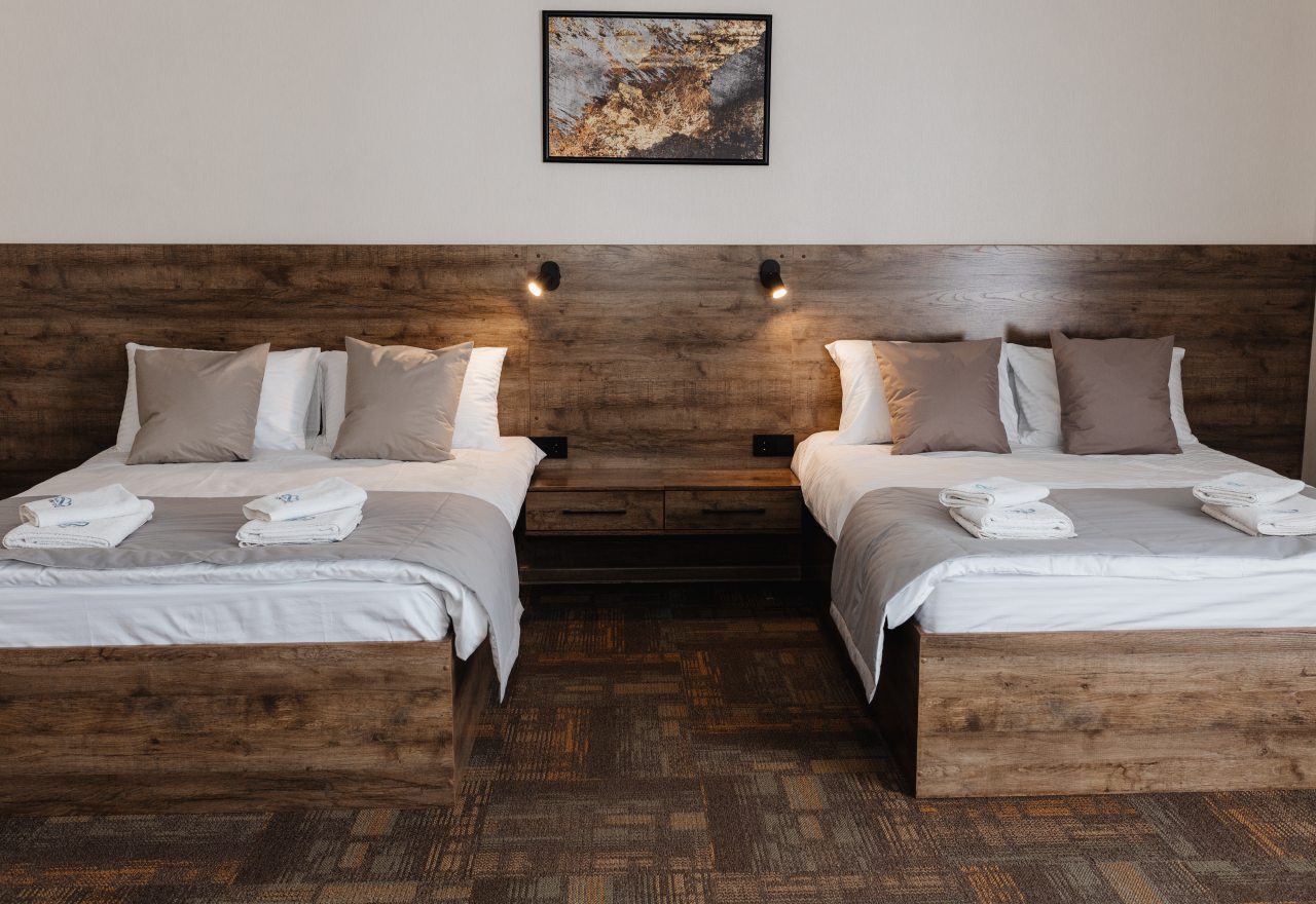 Трёхместный и более (Стандарт Twin), Отель Облака