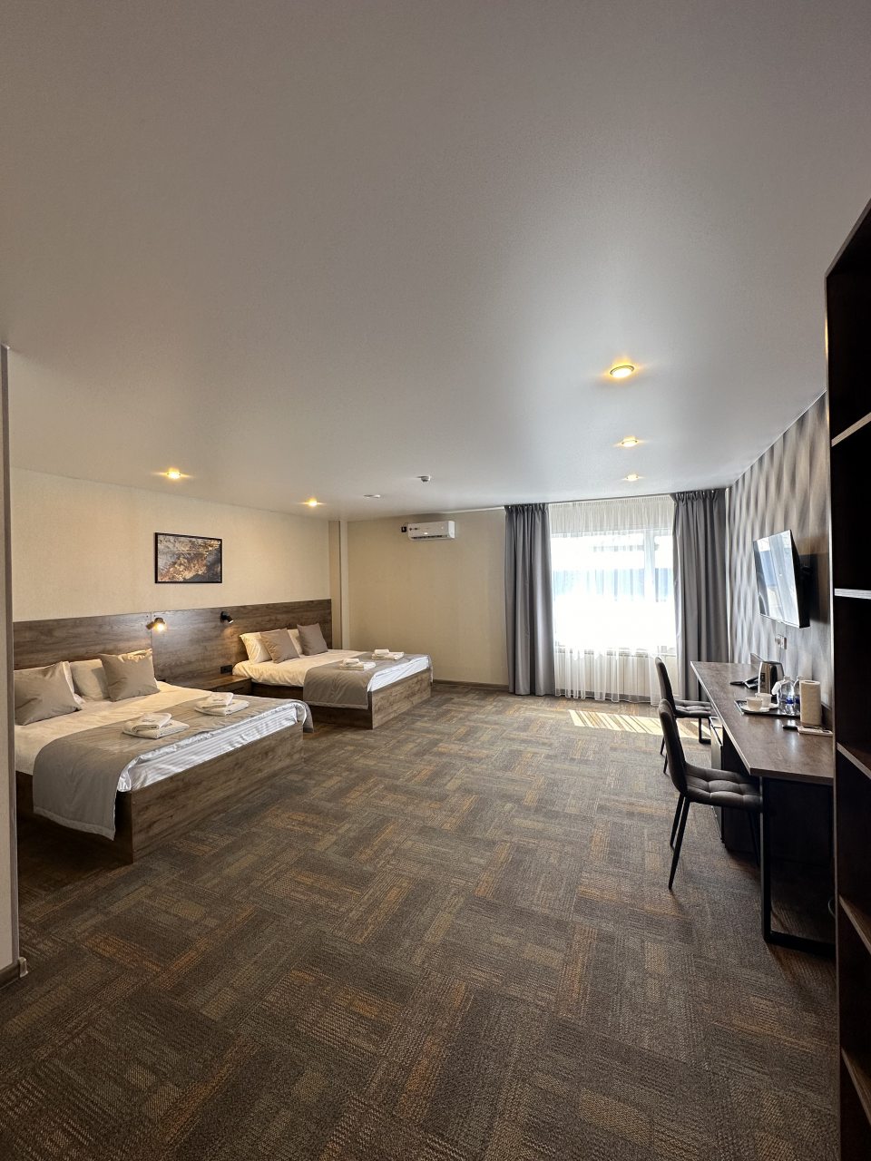 Трёхместный и более (Стандарт Twin), Отель Облака