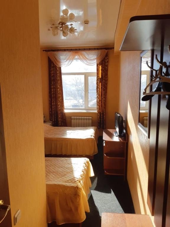 Двухместный (Двухместный номер с 2 отдельными кроватями и собственной ванной комнатой) гостиницы Айсберг, Великий Устюг