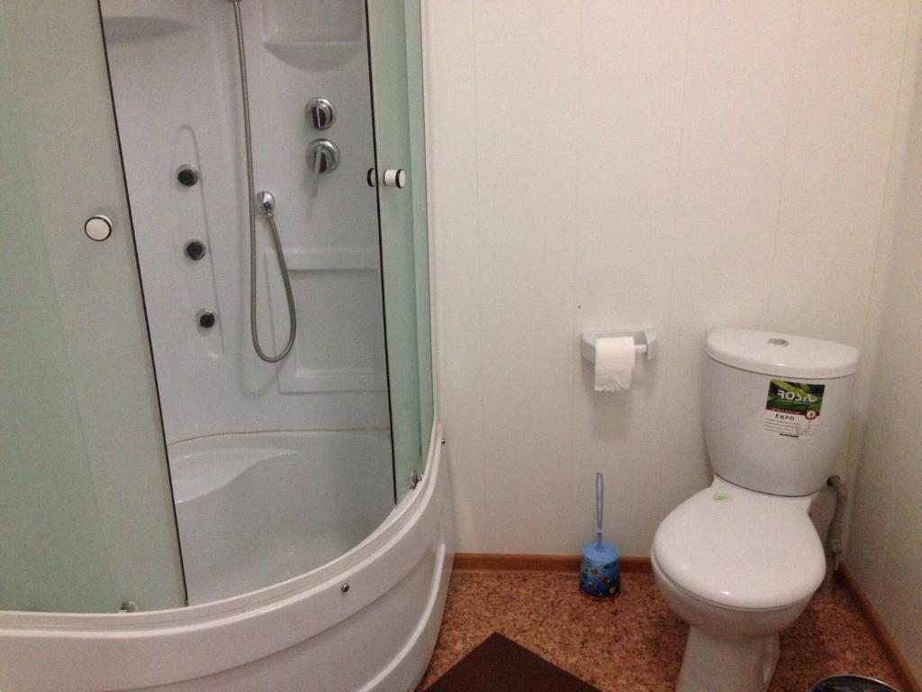 Двухместный (Двухместный номер с 1 кроватью или 2 отдельными кроватями, общая ванная комната) гостевого дома у Татьяны на Сахарова 55, Великий Устюг
