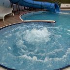 Водная горка, Арт-отель Наутилус