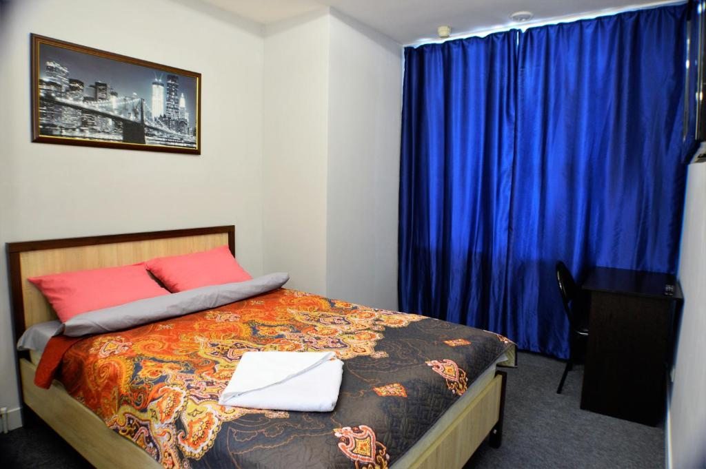 Двухместный (Стандартный номер с 2-х спальной кроватью и душем) мини-отеля На Ленина, Сыктывкар