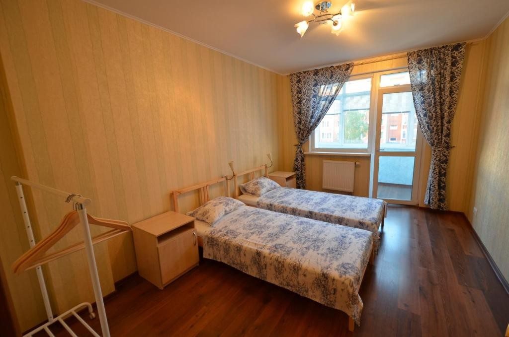 Двухместный (Двухместный номер эконом-класса с 2 отдельными кроватями и общей ванной комнатой) хостела Sweet Sleep, Сургут
