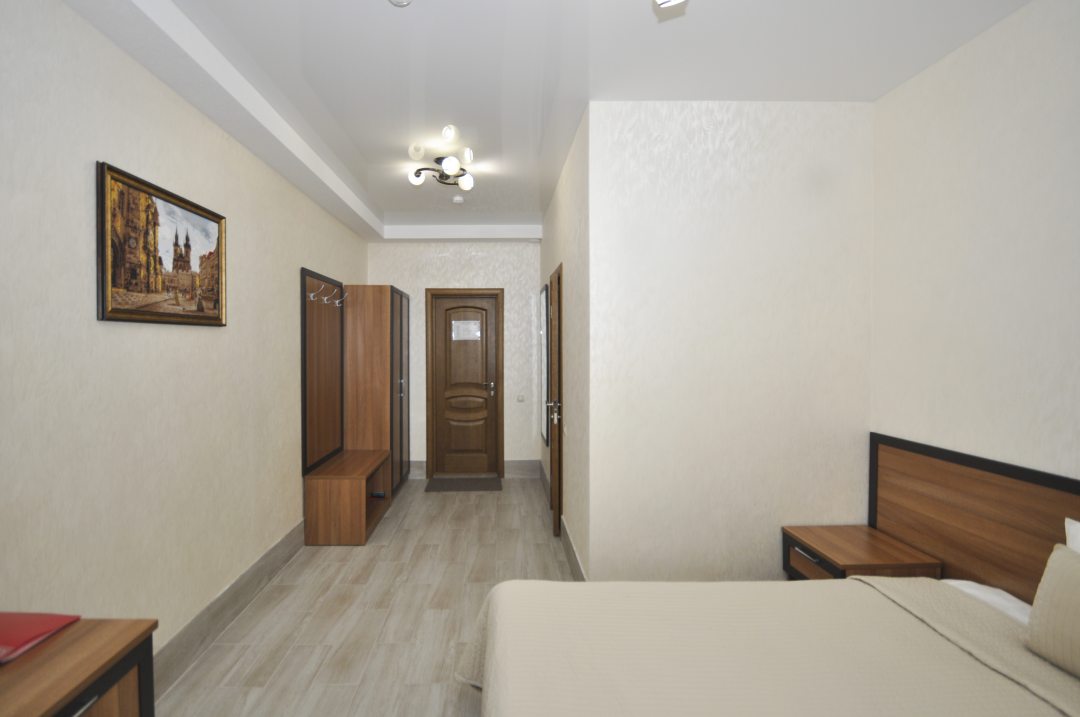Двухместный номер с  собственной ванной комнатой и тёплым полом. Бутик-Отель Сургут