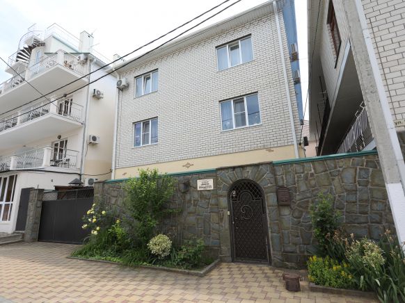 Гостиница Династия, Кабардинка