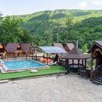 Бассейн, Гостиница Горные Забавы