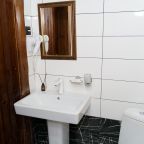 Дом (С мельницей № 21, 22), Гостиница Горные Забавы
