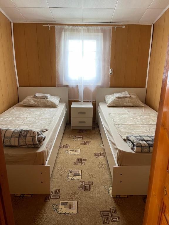 Двухместный (Бюджетный двухместный номер с 2 отдельными кроватями) гостевого дома На Кубанском 15, Благовещенская