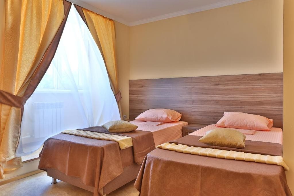 Двухместный (Стандартный двухместный номер с 1 кроватью или 2 отдельными кроватями) отеля Лиманский, Ейск