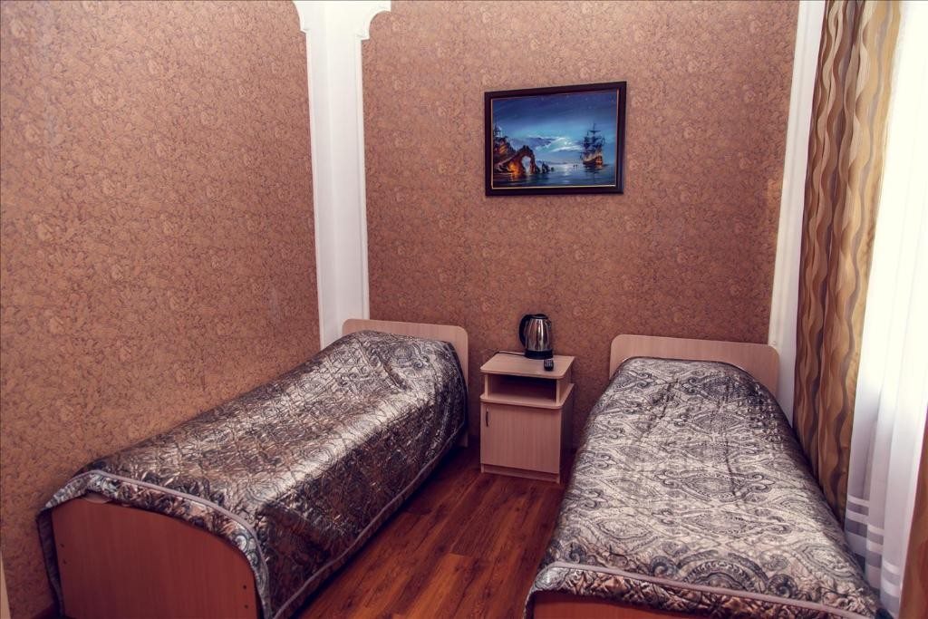 Двухместный (Двухместный номер с 2 отдельными кроватями) отеля Парковый, Павловская