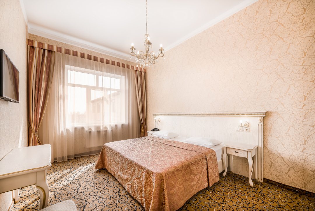 Двухместный (Стандарт улучшенный) отеля Чеховъ, Краснодар