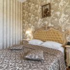 Двухместный (Чеховъ), Отель Чеховъ