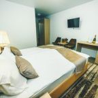 Двухместный (Двухместный номер с 2 отдельными кроватями - Подходит для гостей с ограниченными физическими возможностями), Отель Береzка