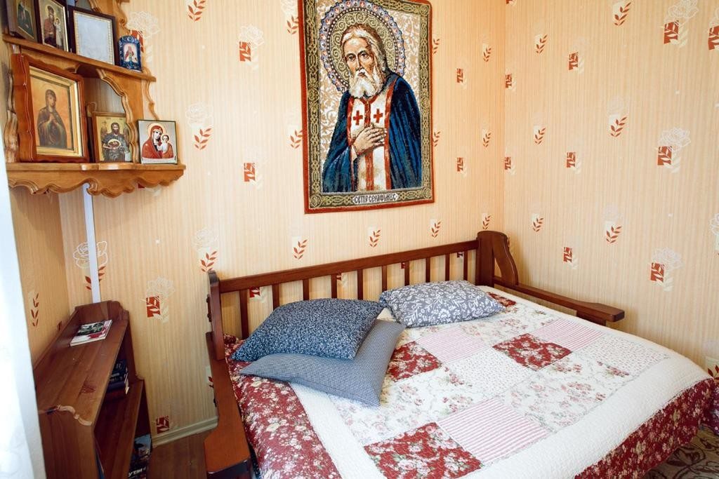 Двухместный (Бюджетный двухместный номер с 1 кроватью) гостевого дома У Монастырской стены, Дивеево