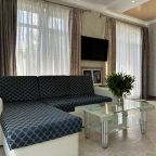 Апартаменты (С террасой), Гостевой дом Family