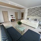 Апартаменты (С террасой), Гостевой дом Family