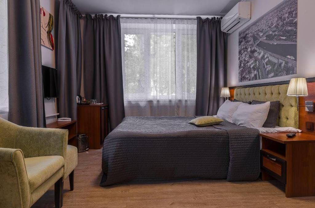 Двухместный (Двухместный номер «Комфорт» с 1 кроватью и балконом) отеля Мини Отель Квартира №2, Москва