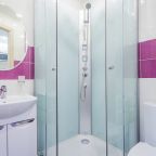 Апартаменты (С двуспальной кроватью, 1 этаж), Апартаменты LeoHotels на 4-ой Советской