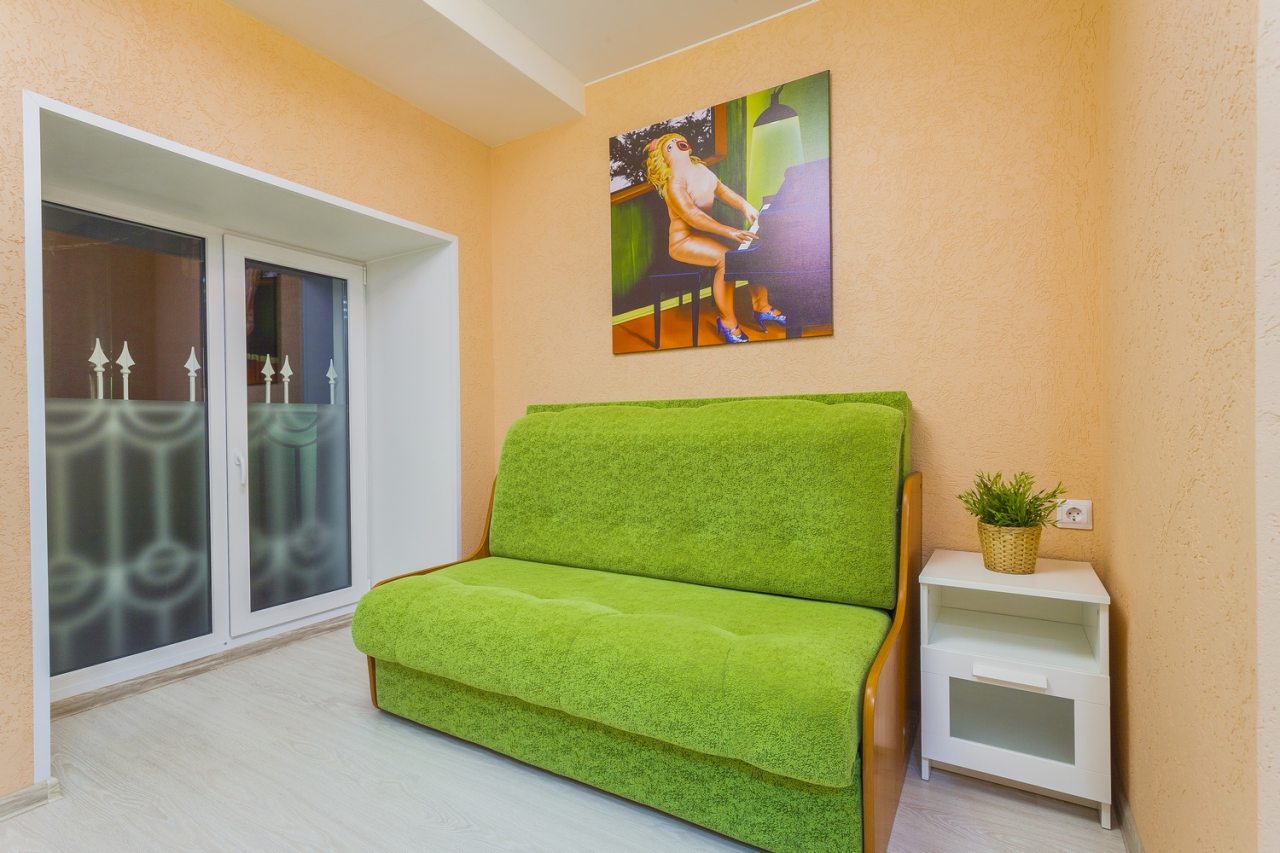 Апартаменты (С диваном-кроватью), Апартаменты LeoHotels на 4-ой Советской