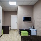 Четырехместный (Четырехместный номер Делюкс), Отель Room Room