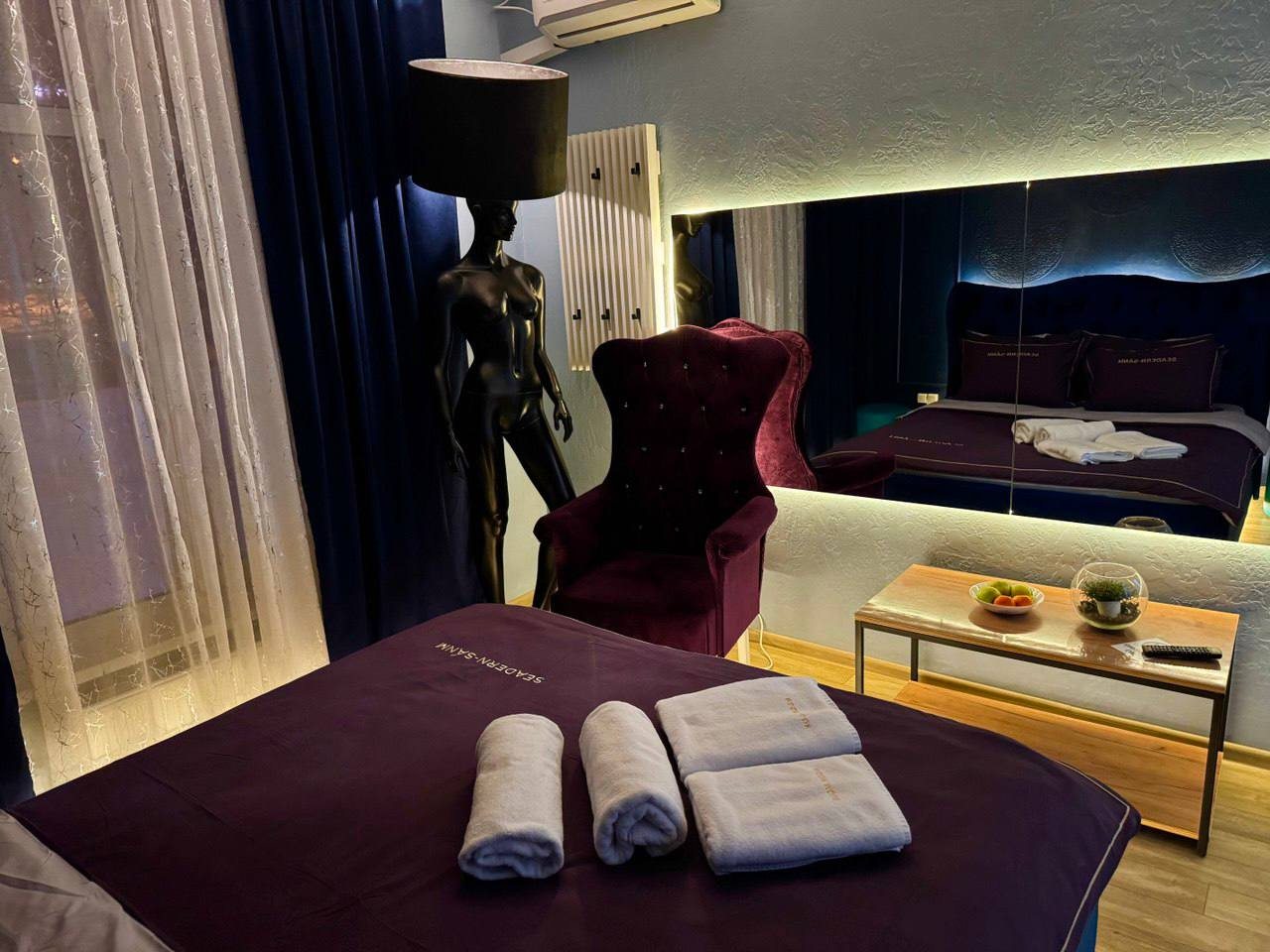 Сюит (Люкс с гидромассажной ванной), Отель Room Room