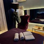 Сюит (Люкс с гидромассажной ванной), Отель Room Room