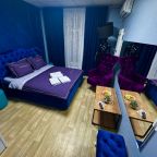 Сюит (Люкс с гидромассажной ванной), Отель Room Room