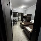 Четырехместный, Мотель Уютный Дворик