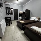 Четырехместный, Мотель Уютный Дворик