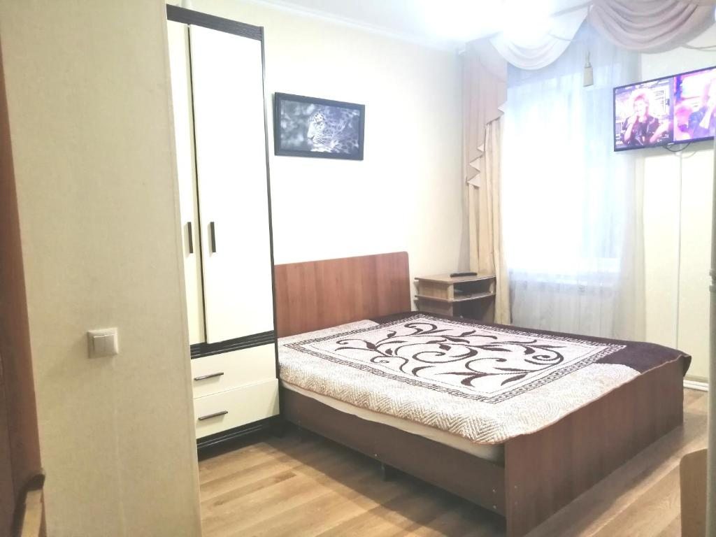 Двухместный (Двухместный номер с 2 отдельными кроватями и душем) гостевого дома На Пикетном переулке, Кисловодск
