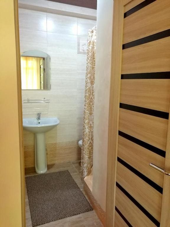 Двухместный (Двухместный номер с 1 кроватью и собственной ванной комнатой) гостевого дома Ридад, Лазаревское