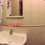 Двухместный (Двухместный с 1 кроватью или 2 отдельными кроватями и душем), Гостевой дом Оскар