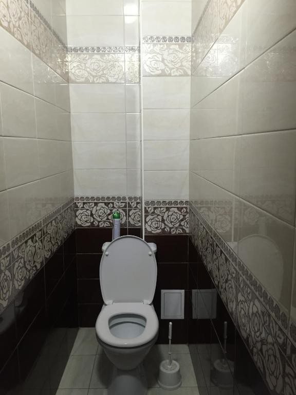 Трехместный (Улучшенный трехместный номер с общей ванной комнатой) гостевого дома Павлофф, Лазаревское