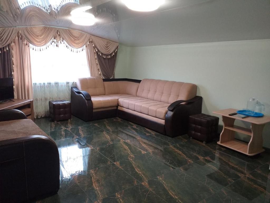 Семейный (Семейный номер с балконом), Гостиница Анаит