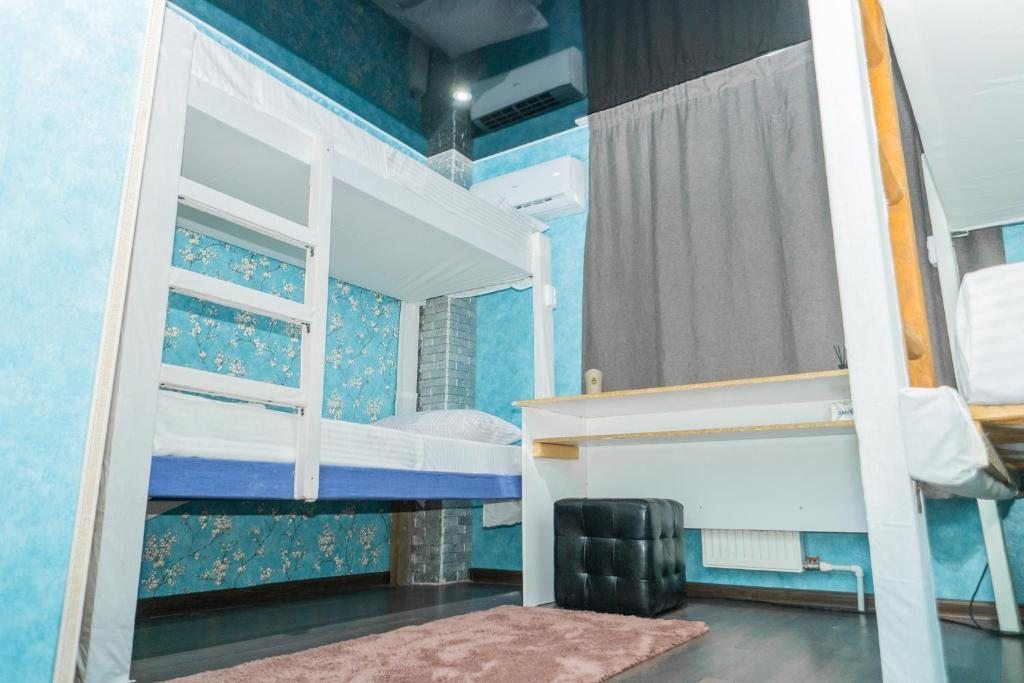 Номер (Односпальная кровать в общем номере для женщин) хостела На Севастьянова, Сочи