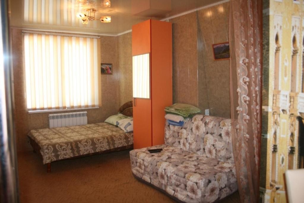 Двухместный (Двухместный номер с 2 двуспальными кроватями) гостевого дома ТРИ-ЗО, Ессентуки