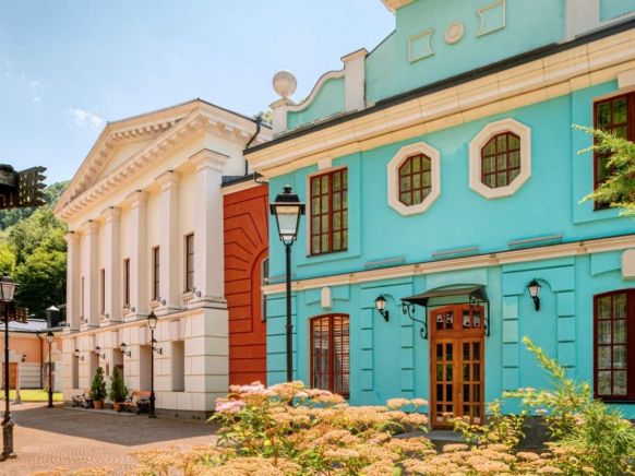 Русские Сезоны Бутик-Отель Невский